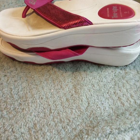 Skechers flip flops - Picture 4 of 8